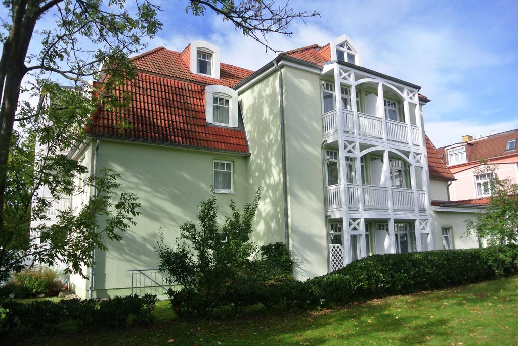 Hotel Rosenhof Ostseebad Kühlungsborn Esterno foto